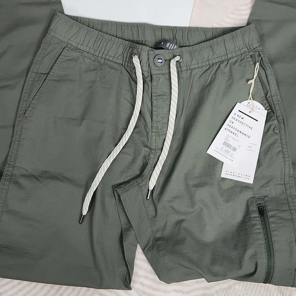 Vuori Ripstop Pants - Picture 4 of 13